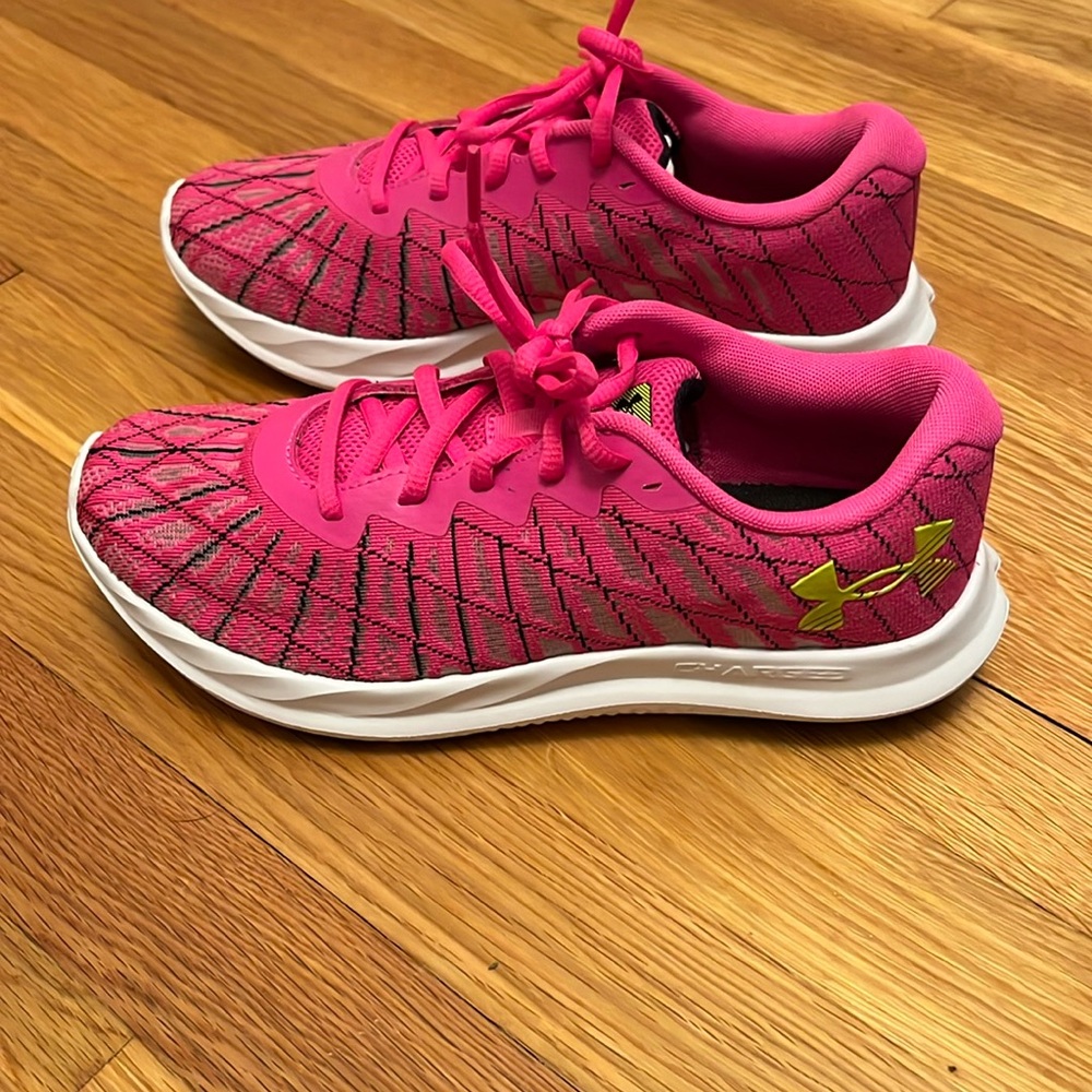 Under Armour Charged Breeze 2 Sneakers Size 7
